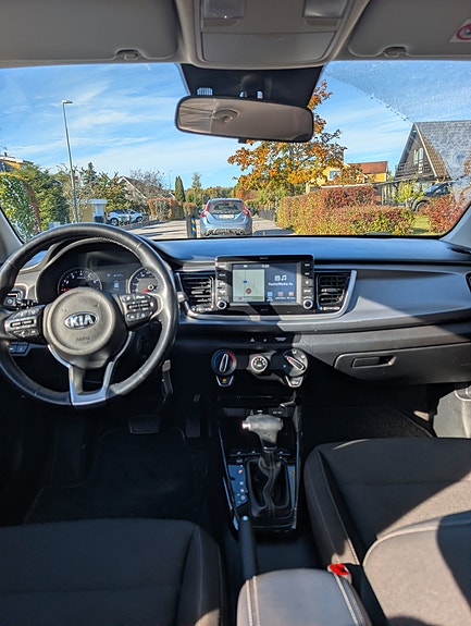 Kia Rio 6 of 11