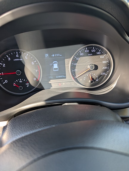 Kia Rio 8 of 11