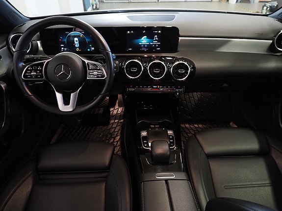 Mercedes-Benz A180 d 16 of 22