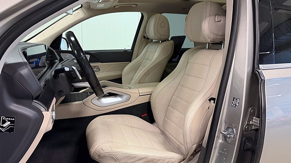 Mercedes-Benz GLS400 d 7 of 9