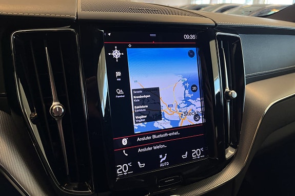 Volvo XC60 16 of 30