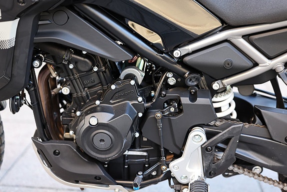 CFMOTO 450 MT Nebula black DEMO 8 of 12