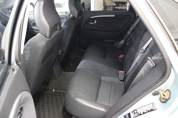 Volvo S40 7 of 13