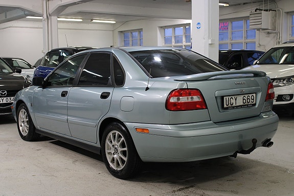Volvo S40 11 of 13