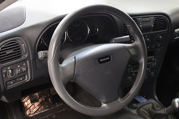 Volvo S40 10 of 13