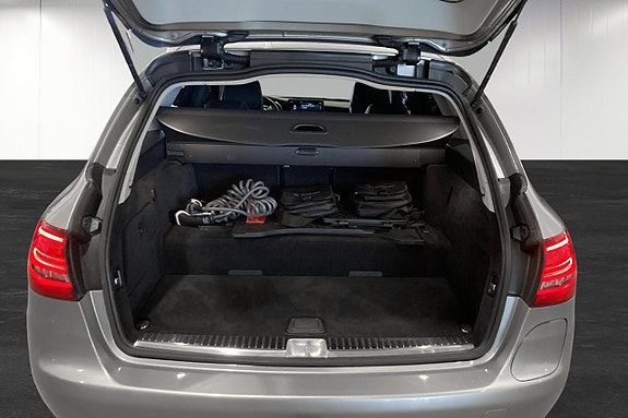 Mercedes-Benz C300 e 12 of 13