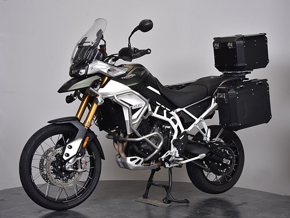 Triumph 900 Rally Pro / Sidoväskor/ Topbox 3 of 19