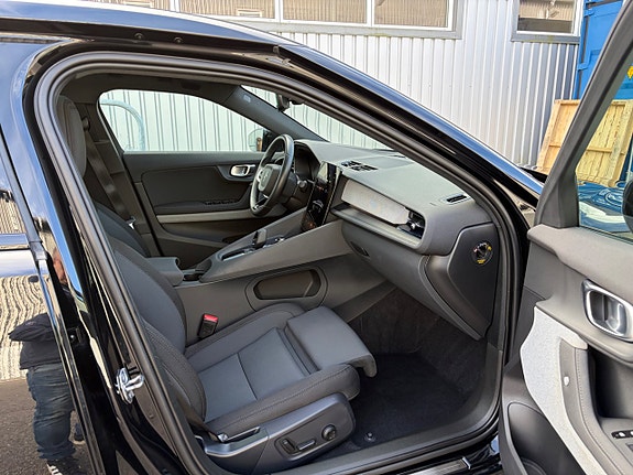 Polestar 2 11 of 22