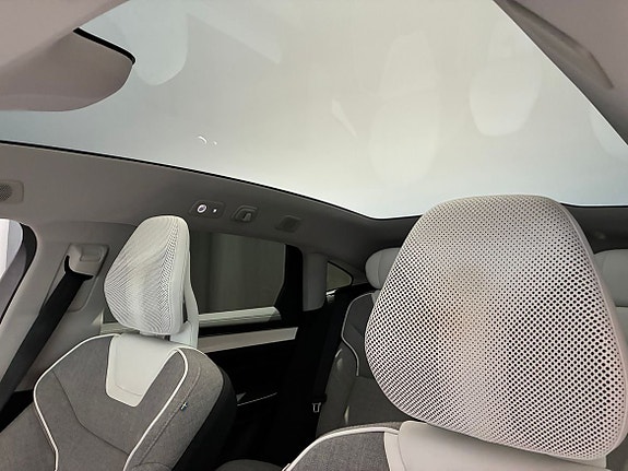 Volvo ES90 10 of 22