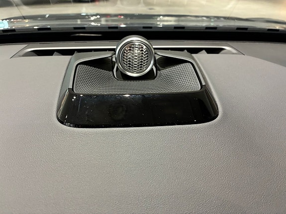 Volvo ES90 20 of 22
