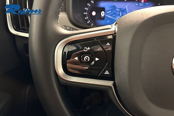Volvo V90 23 of 29