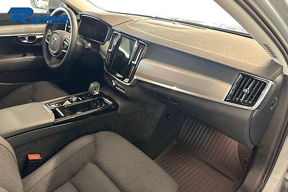 Volvo V90 12 of 29