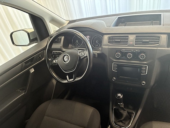 Volkswagen Caddy Alltrack 7 of 7