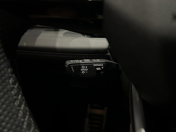 Audi Q6 e-tron 11 of 17