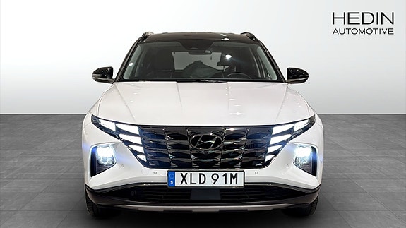 Hyundai Tucson 8 of 13