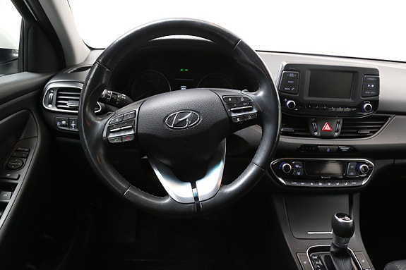 Hyundai i30 10 of 13