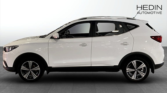 MG ZS 6 of 9