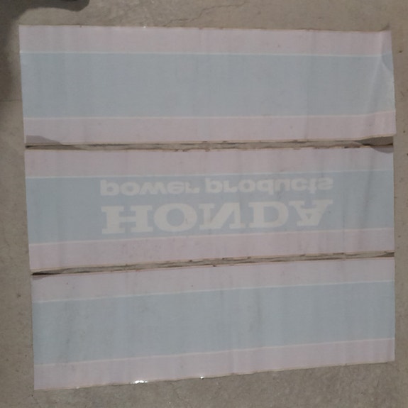 Product image 1 of 3