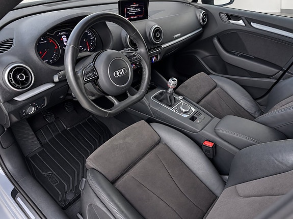Audi A3 8 of 13