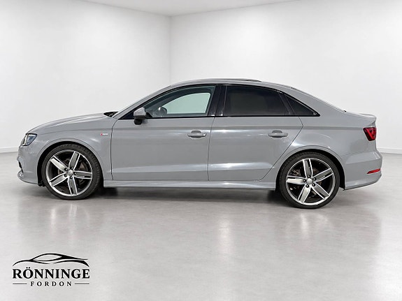 Audi A3 4 of 13