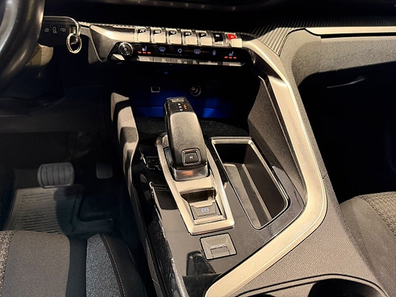 Peugeot 3008 17 of 27