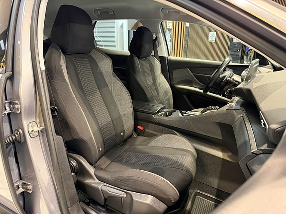 Peugeot 3008 23 of 27