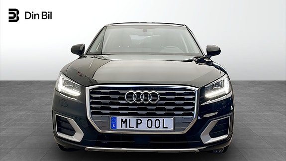 Audi Q2 4 of 12