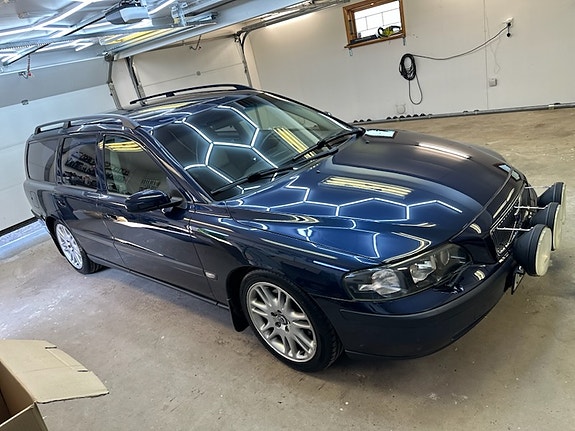 Volvo V70 5 of 10