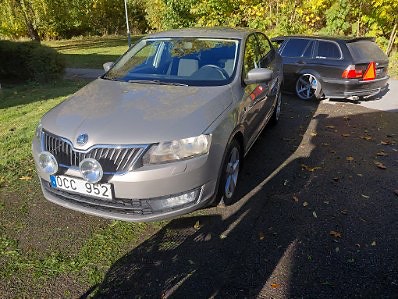 Skoda Rapid 3 of 8