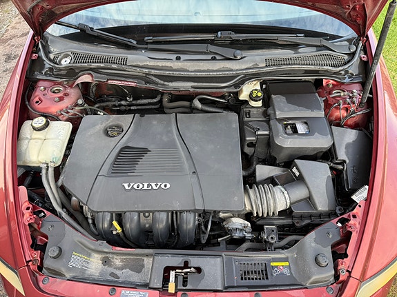 Volvo S40 7 of 7