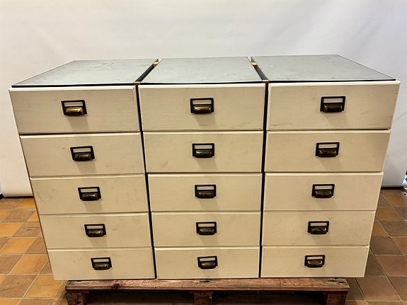 Product image 1 of 8