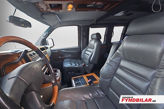 Chevrolet Express 13 of 13