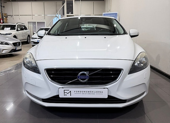 Volvo V40 7 of 15