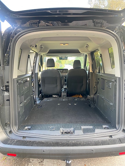 Ford Tourneo Courier 3 of 12