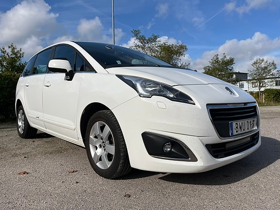 Peugeot 5008 11 of 29