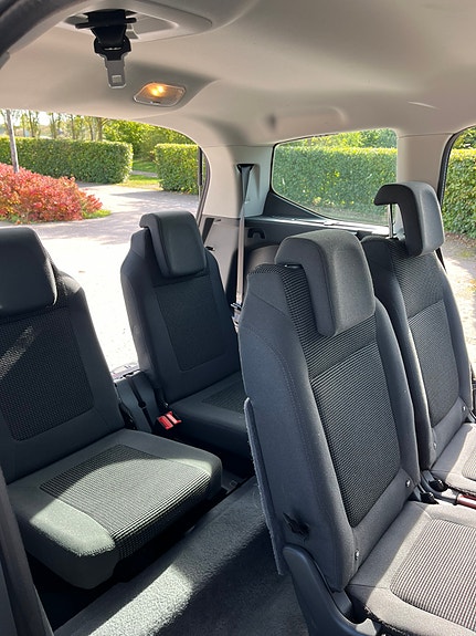 Peugeot 5008 16 of 29