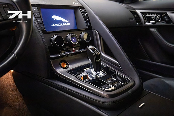 Jaguar F-TYPE 13 of 23