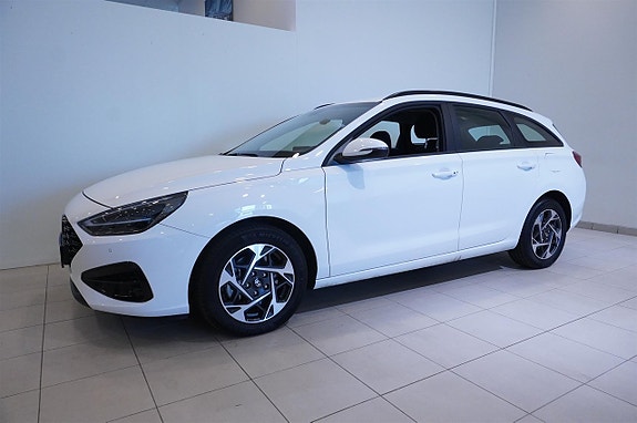 Hyundai i30 4 of 14