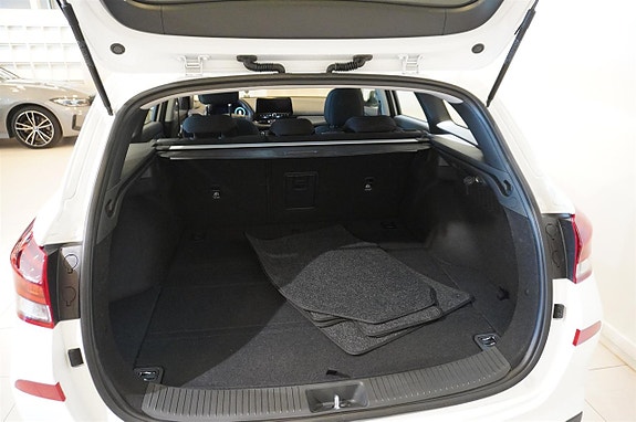 Hyundai i30 9 of 14