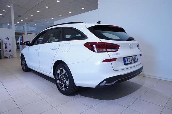 Hyundai i30 7 of 14