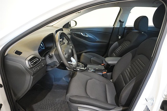 Hyundai i30 12 of 14