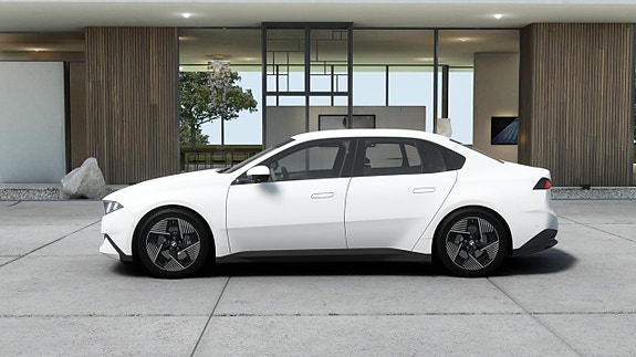 BMW i3 4 of 13