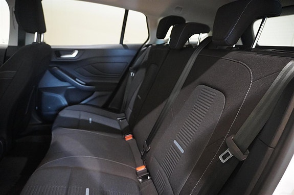 Ford Focus 10 of 21