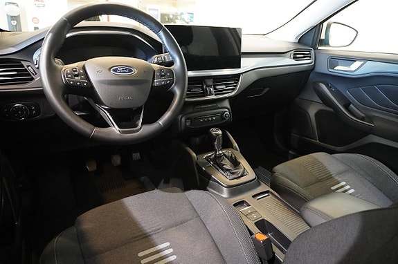 Ford Focus 11 of 21