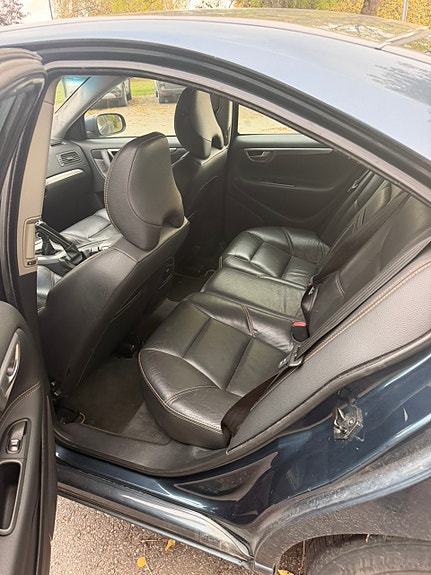 Volvo S60 10 of 10