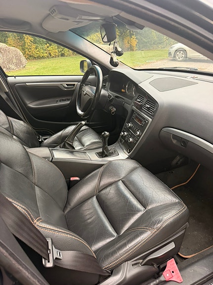 Volvo S60 8 of 10