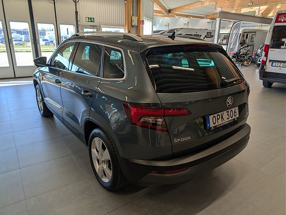 Skoda Karoq 3 of 17