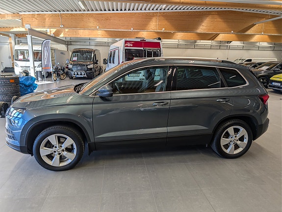 Skoda Karoq 2 of 17