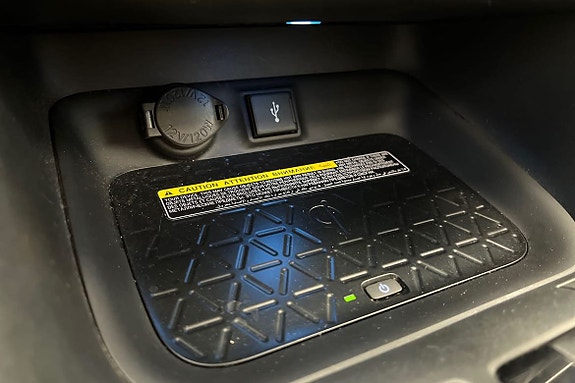 Toyota RAV4 30 of 30