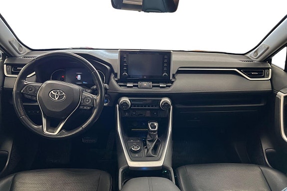 Toyota RAV4 10 of 30